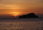 Atardecer sobre la bahía de Santa Marta, Colombia